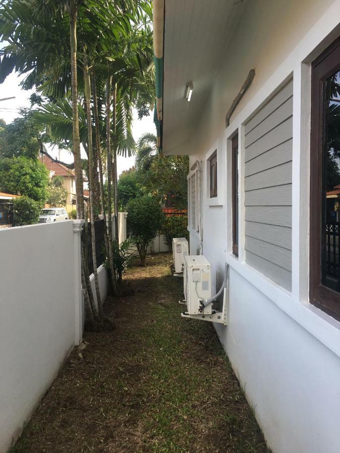 Beautiful 3 Bedroom Garden Villa Chalong Exterior photo