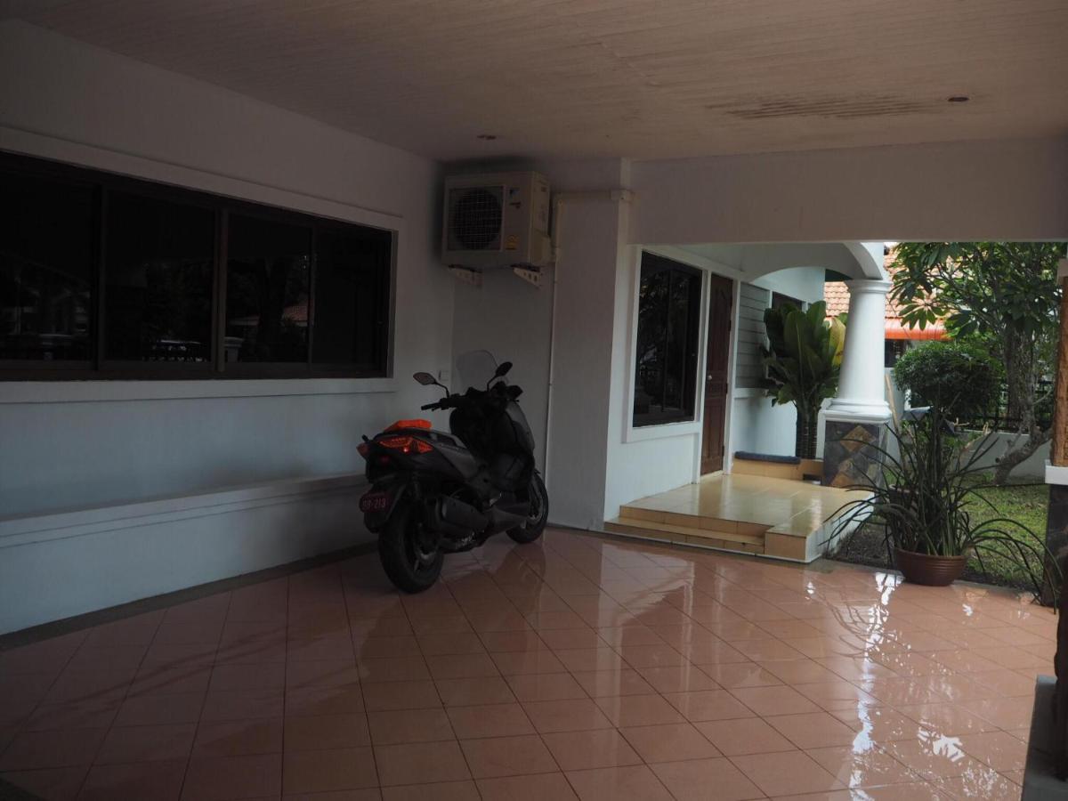 Beautiful 3 Bedroom Garden Villa Chalong Exterior photo