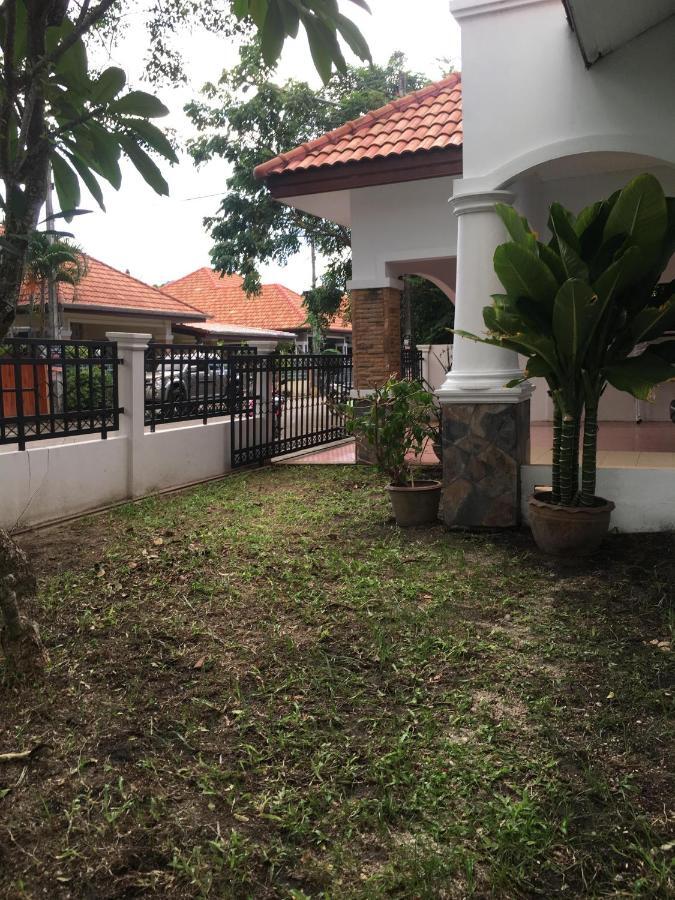 Beautiful 3 Bedroom Garden Villa Chalong Exterior photo